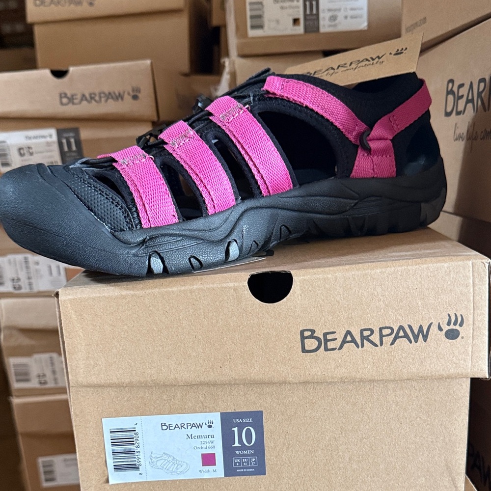 BearPaw Women's  Memuru Sandals - Picture 2 of 3